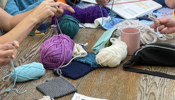 knit and crochet in springbourne library